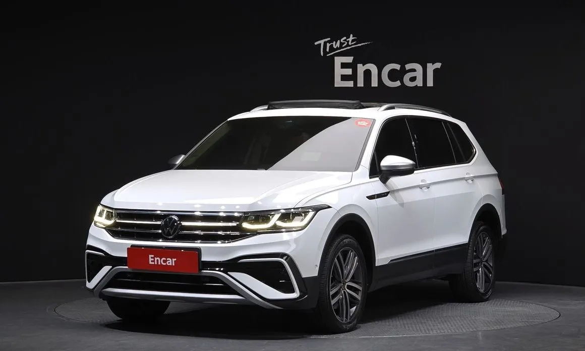 Volkswagen Tiguan — фото 1