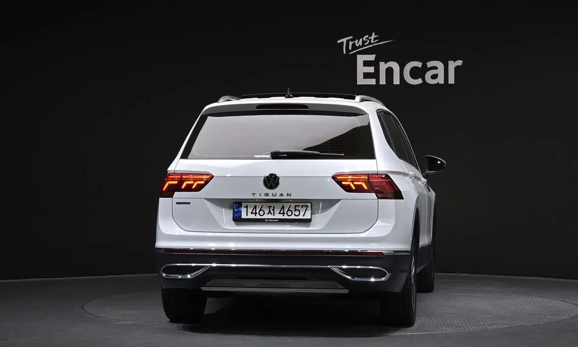 Volkswagen Tiguan — фото 4