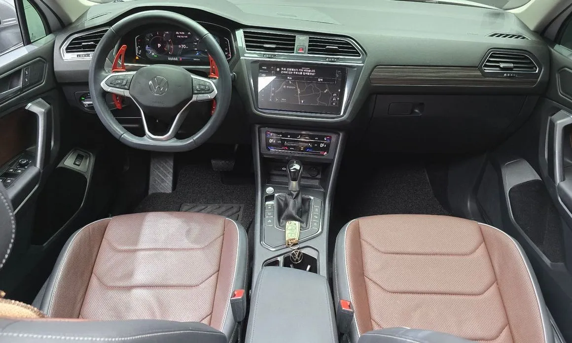 Volkswagen Tiguan — фото 10