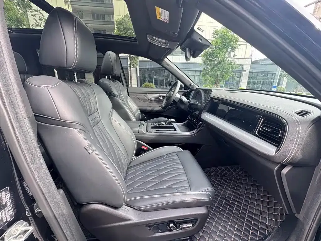 GAC Motor Trumpchi GS8 — фото 7