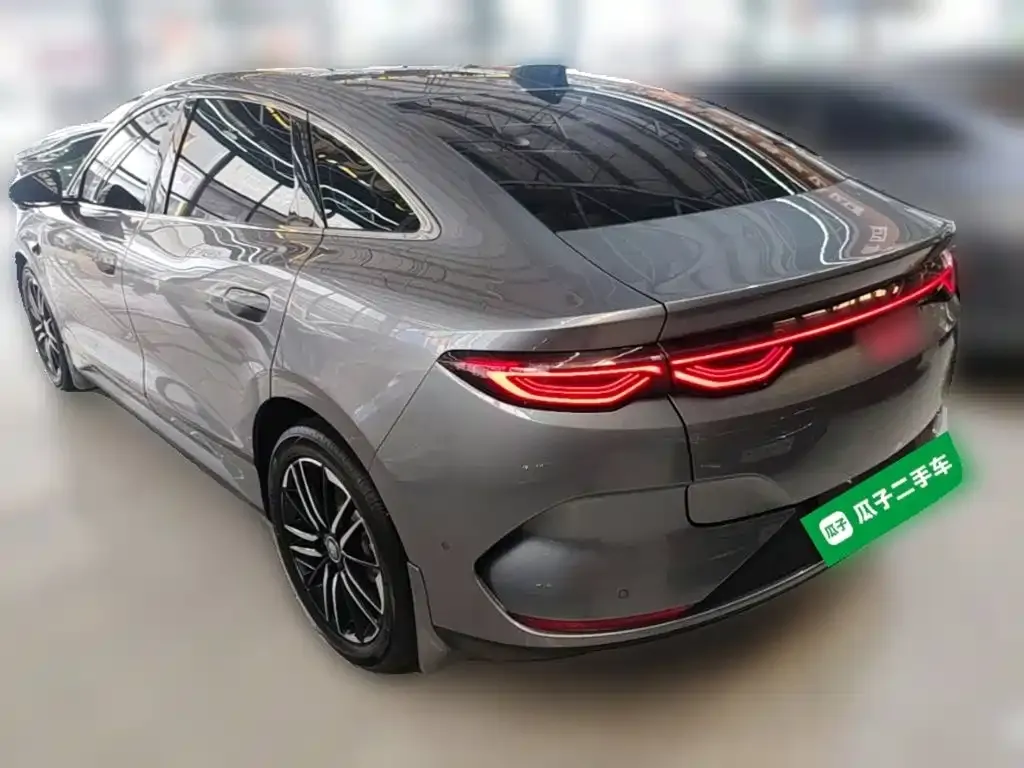BYD Qin L — фото 8
