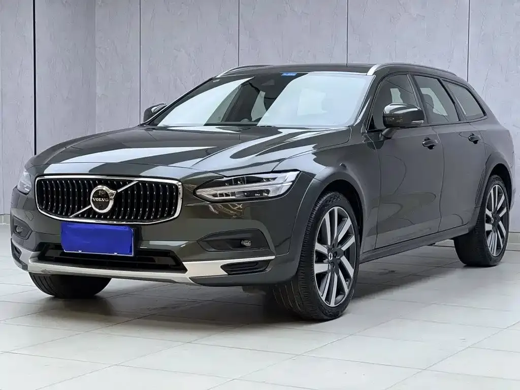 Volvo V90 — фото 1
