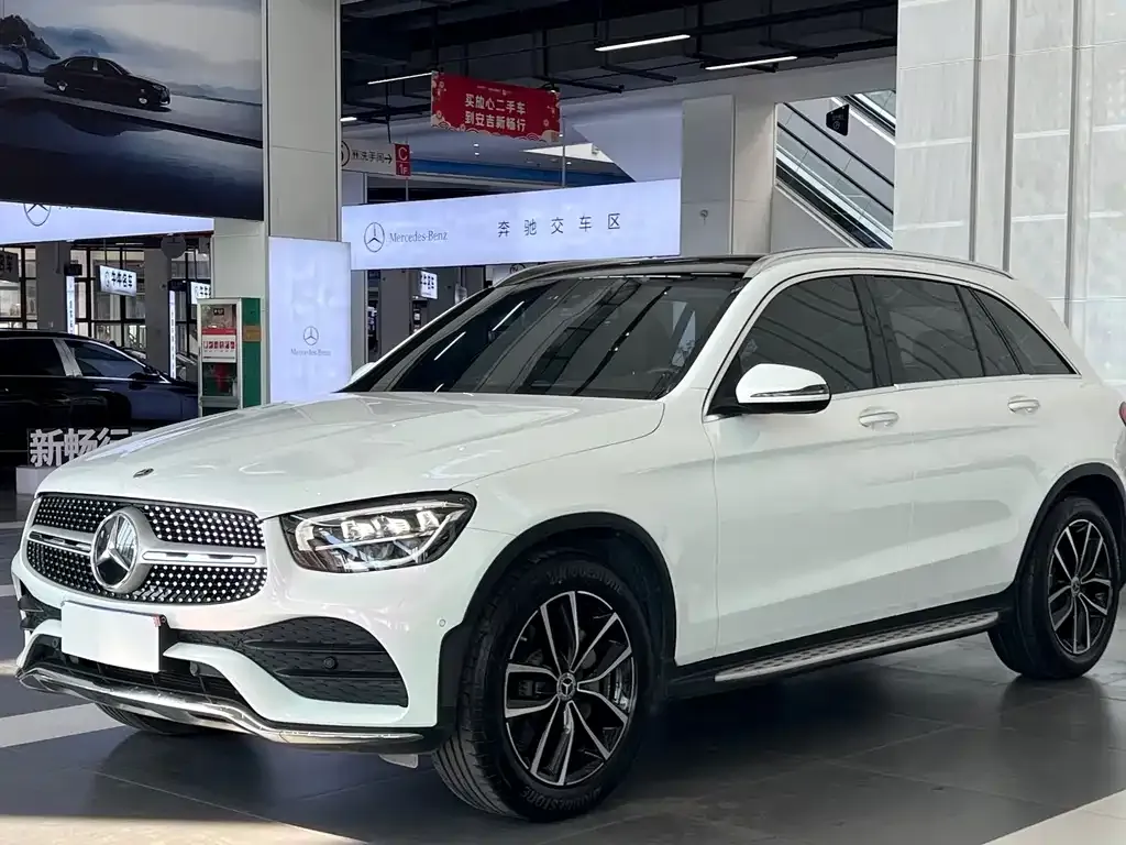 Mercedes-Benz GLC — фото 1