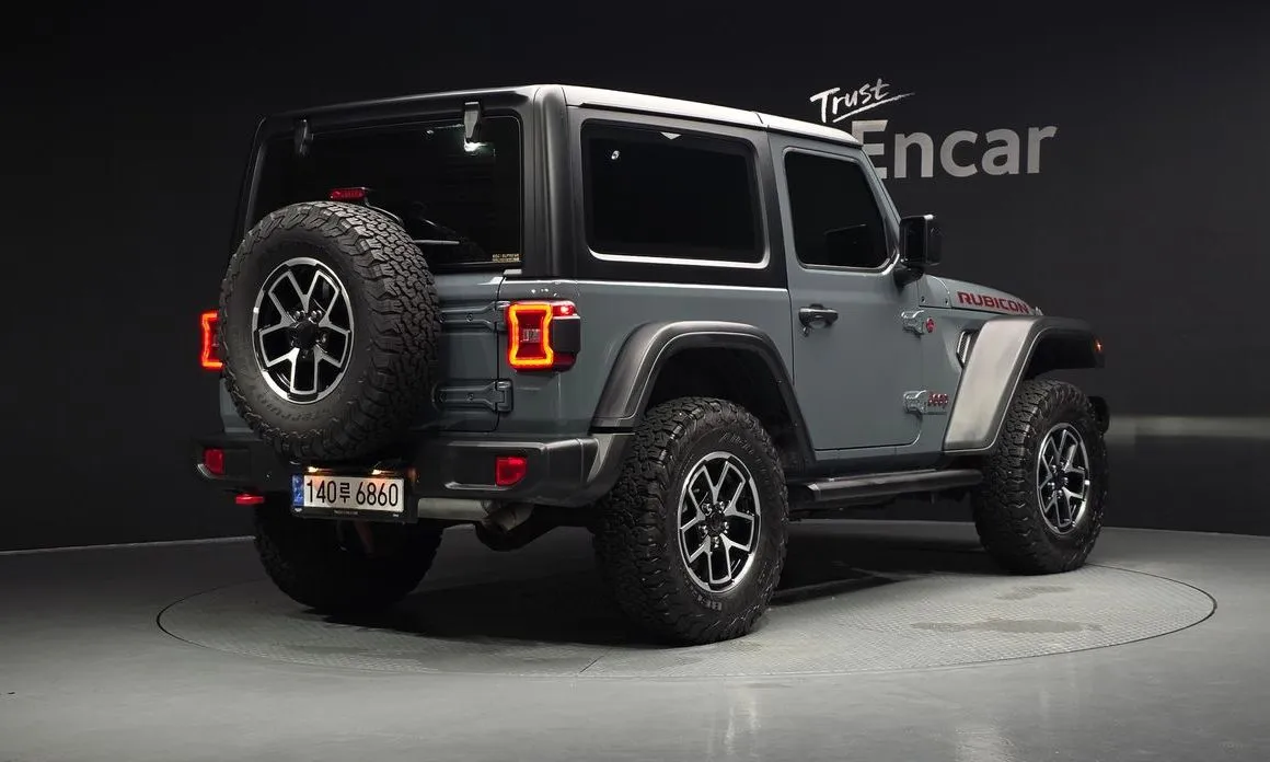 Jeep Wrangler — фото 7