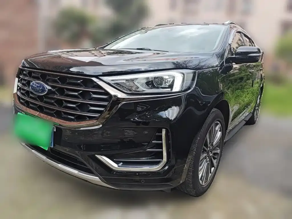 Ford Edge — фото 1