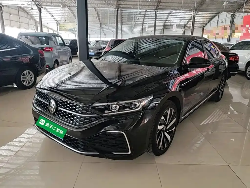 Volkswagen Passat — фото 2