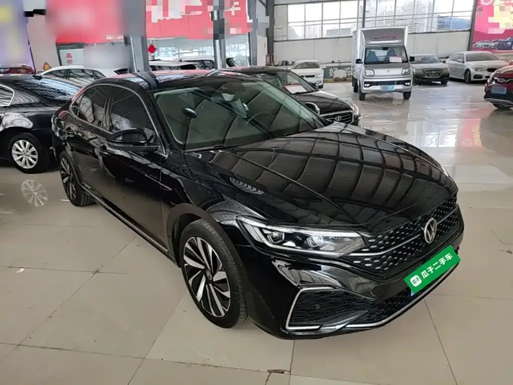 Volkswagen Passat — фото 6
