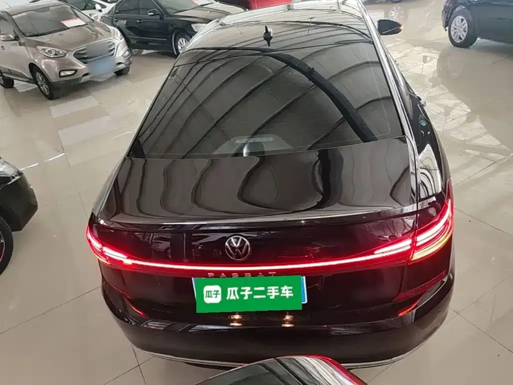 Volkswagen Passat — фото 7