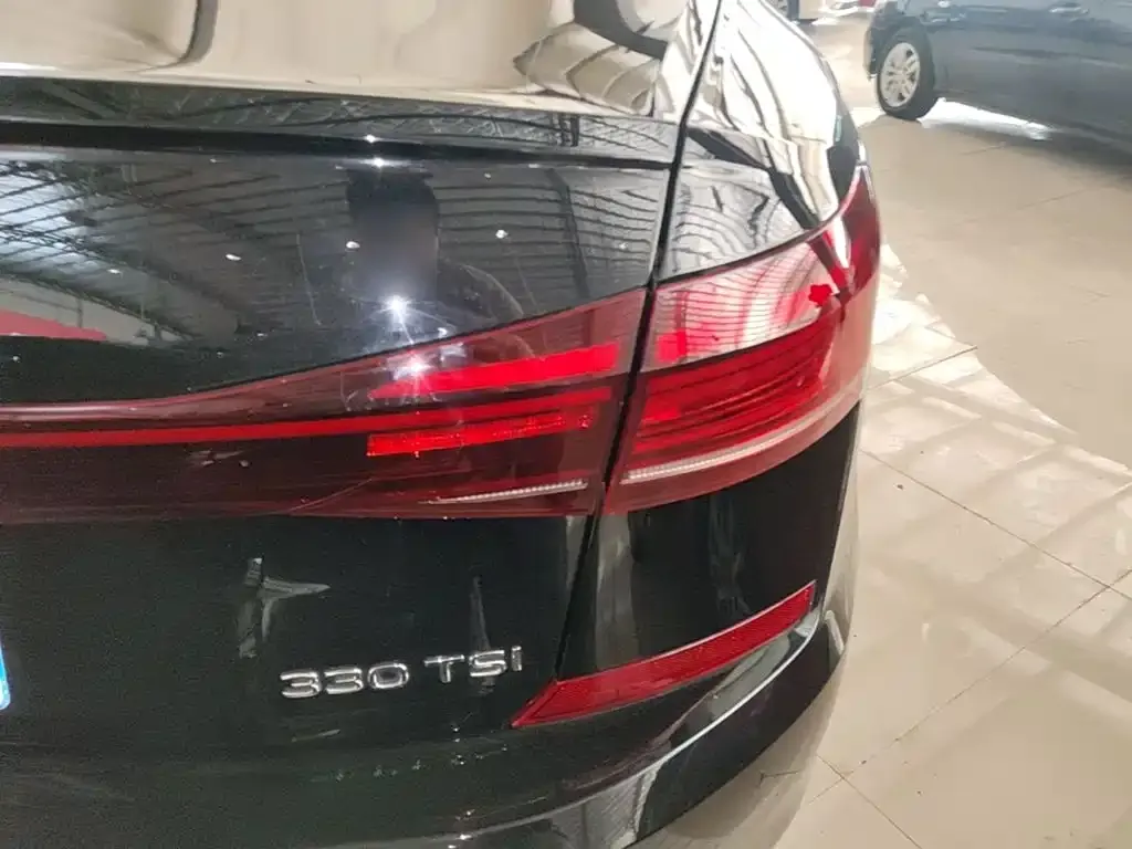 Volkswagen Passat — фото 4