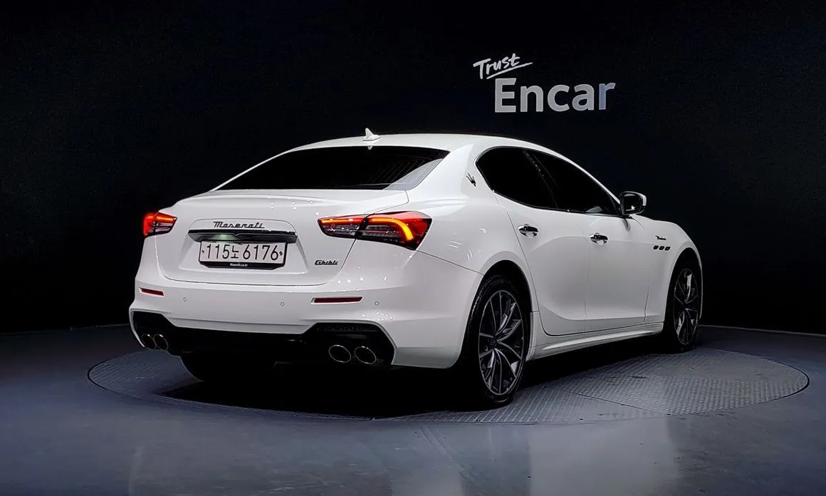 Maserati Ghibli — фото 3