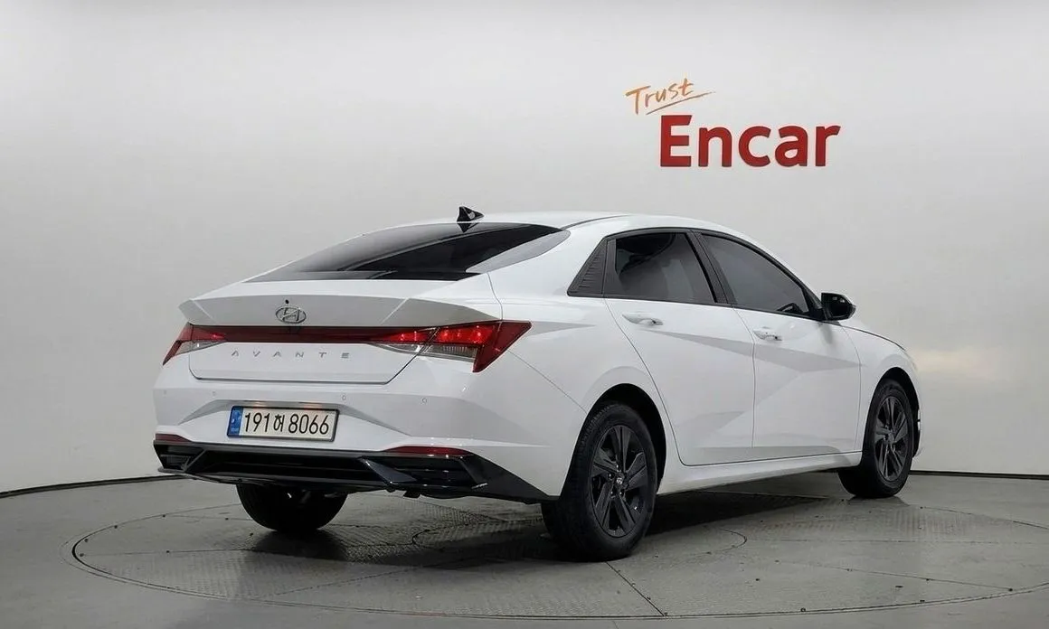 Hyundai AVANTE — фото 4