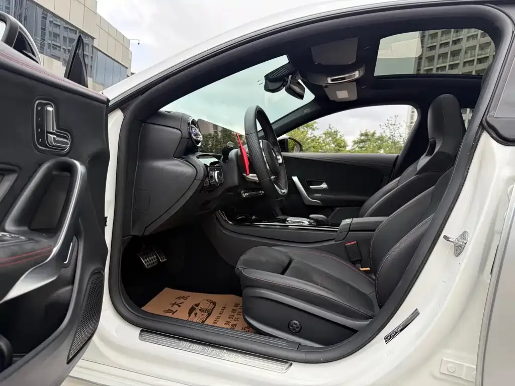 Mercedes-Benz CLA (Import) — фото 2