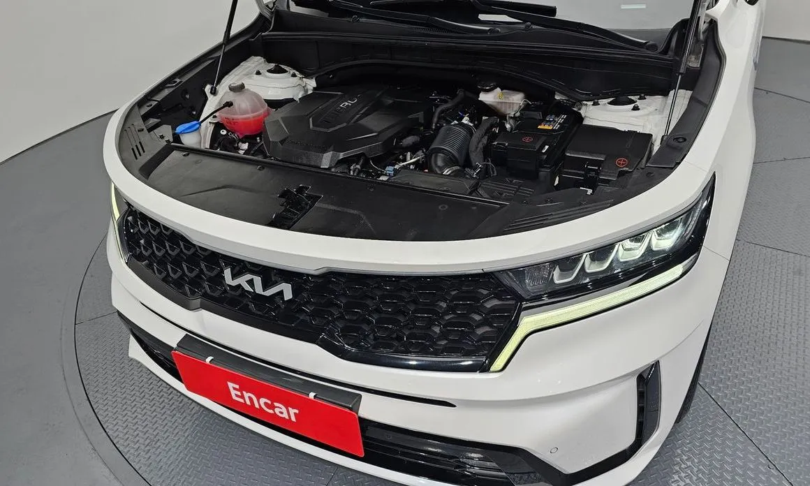 Kia Sorento — фото 8