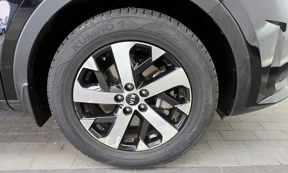 Kia Sorento — фото 10