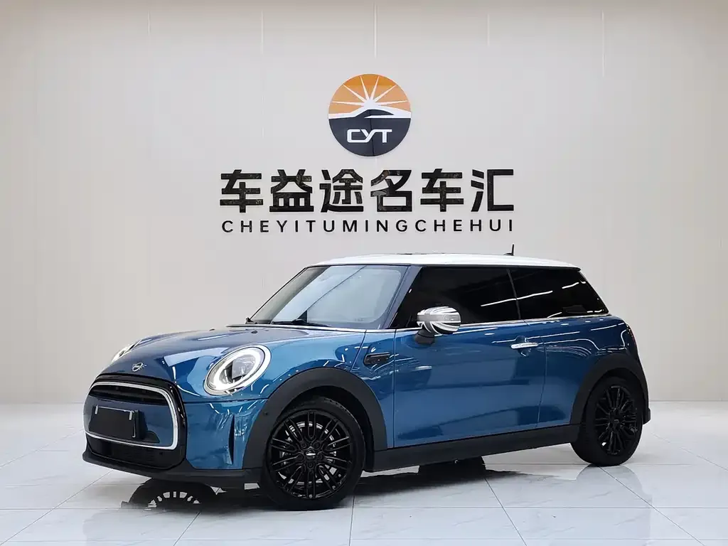 MINI Cooper (3-door) — фото 1