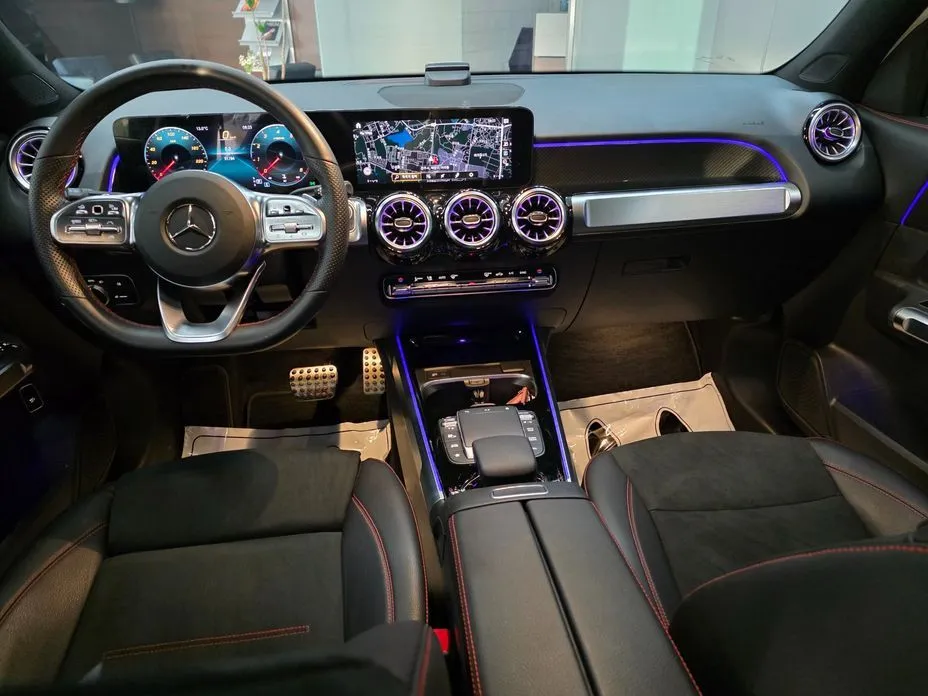 Mercedes-Benz GLB-Class — фото 2