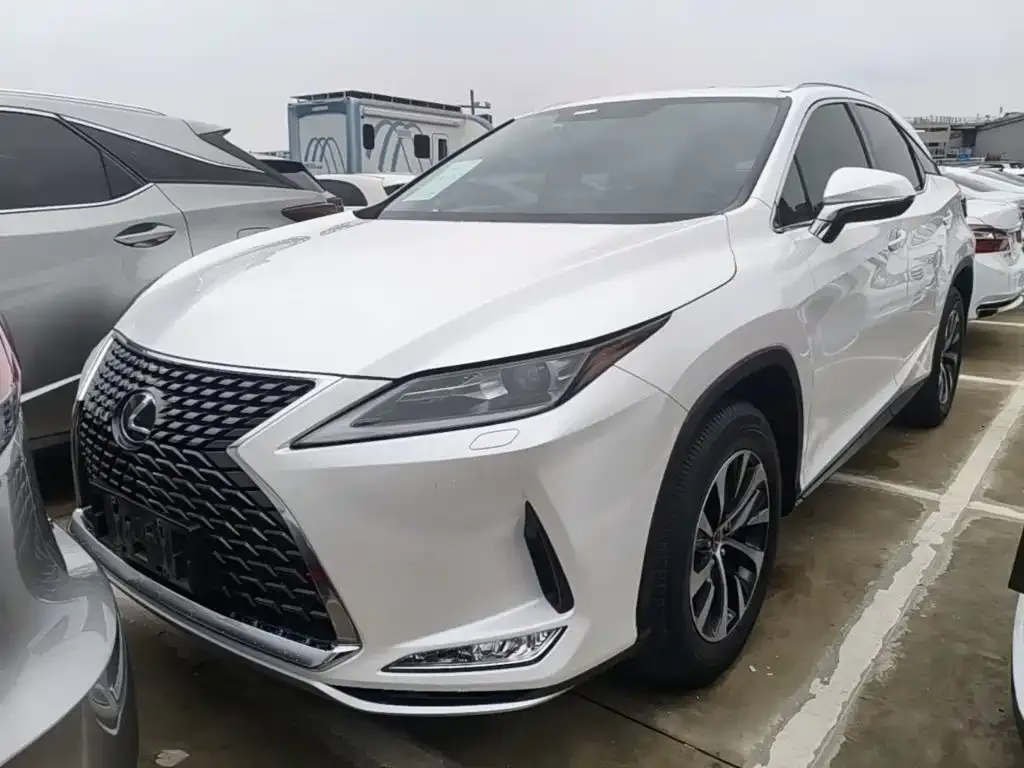 Lexus RX — фото 5