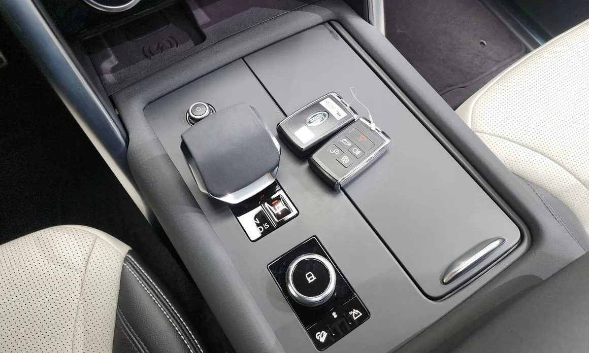Land Rover Discovery — фото 10