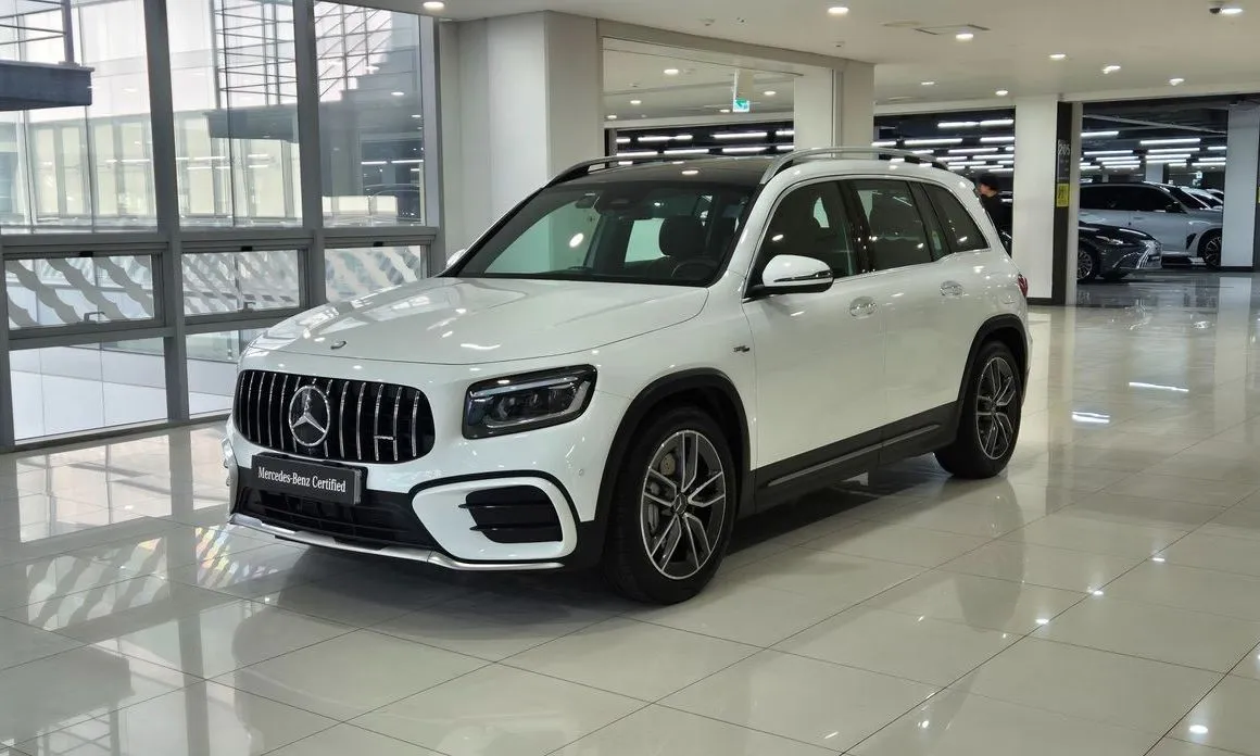 Mercedes-Benz GLB-Class — фото 1