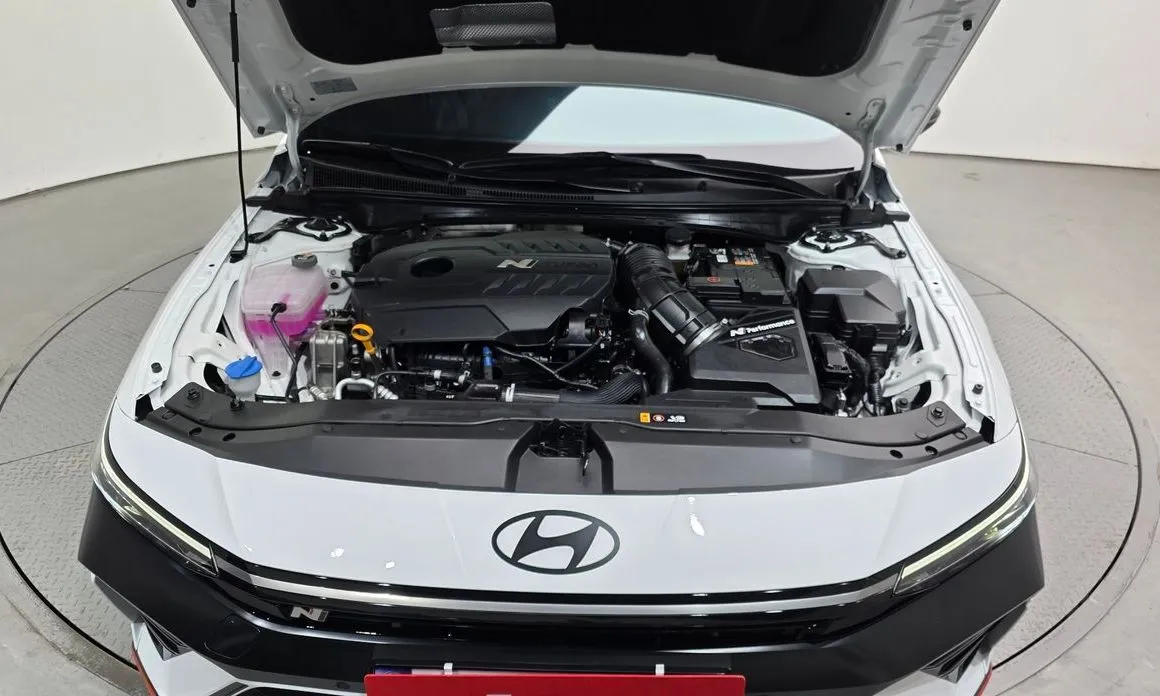 Hyundai AVANTE — фото 8