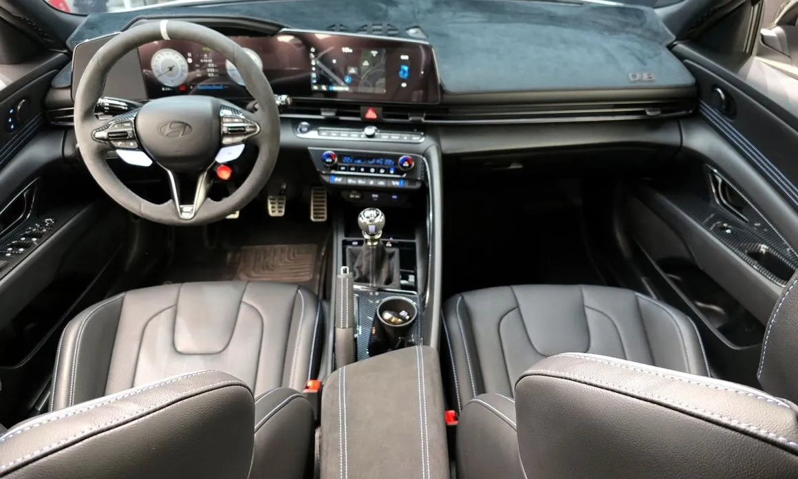 Hyundai AVANTE — фото 9