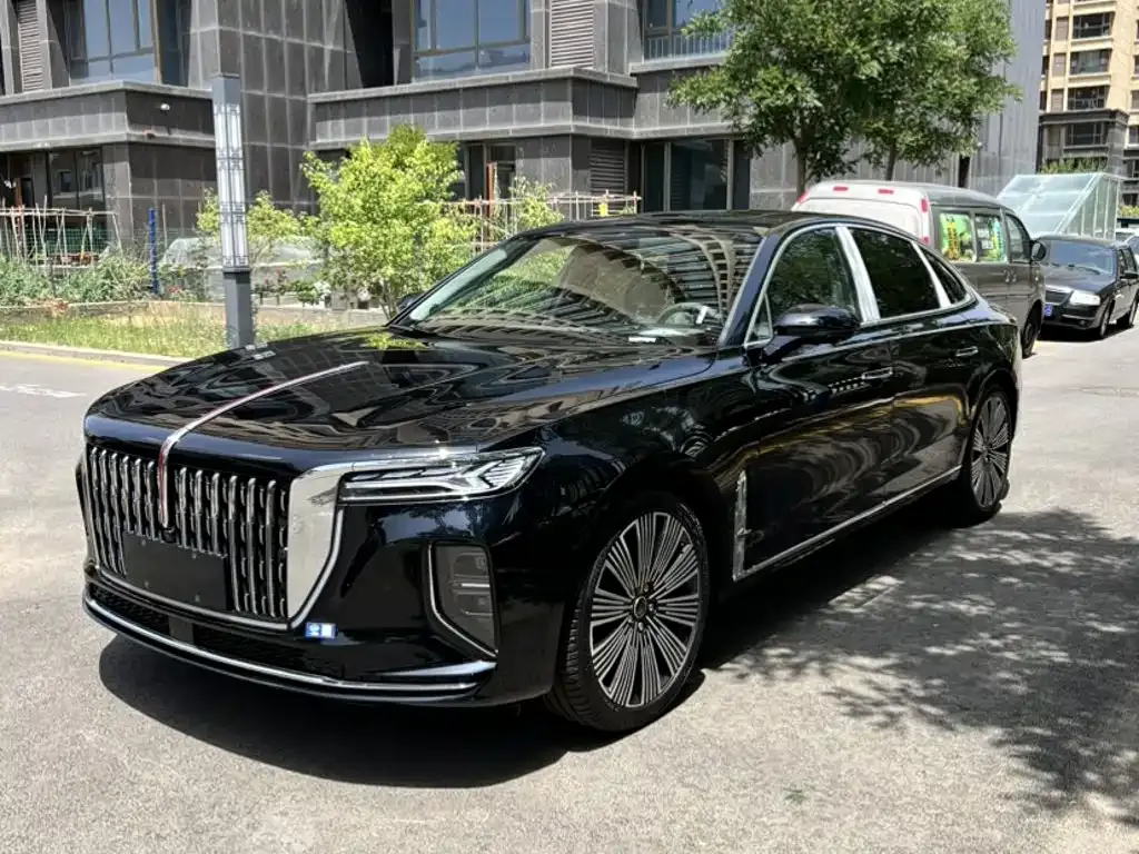 Hongqi H9 — фото 1