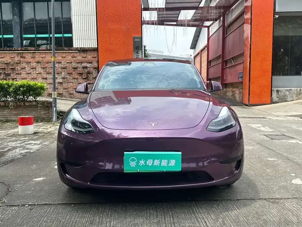 Tesla Model Y — фото 7