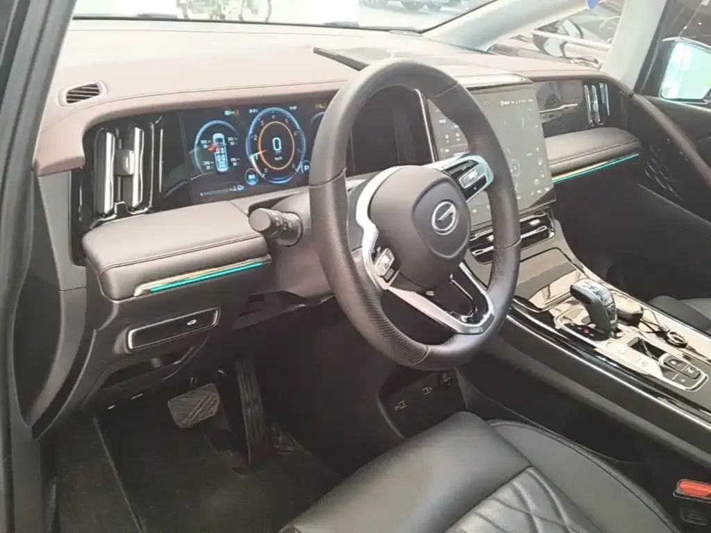 GAC Motor Trumpchi M8 — фото 10