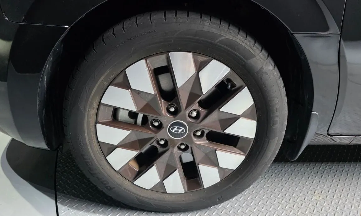 Hyundai Staria — фото 4