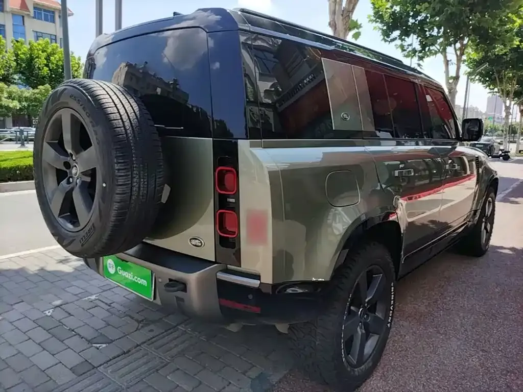 Land Rover Defender — фото 5