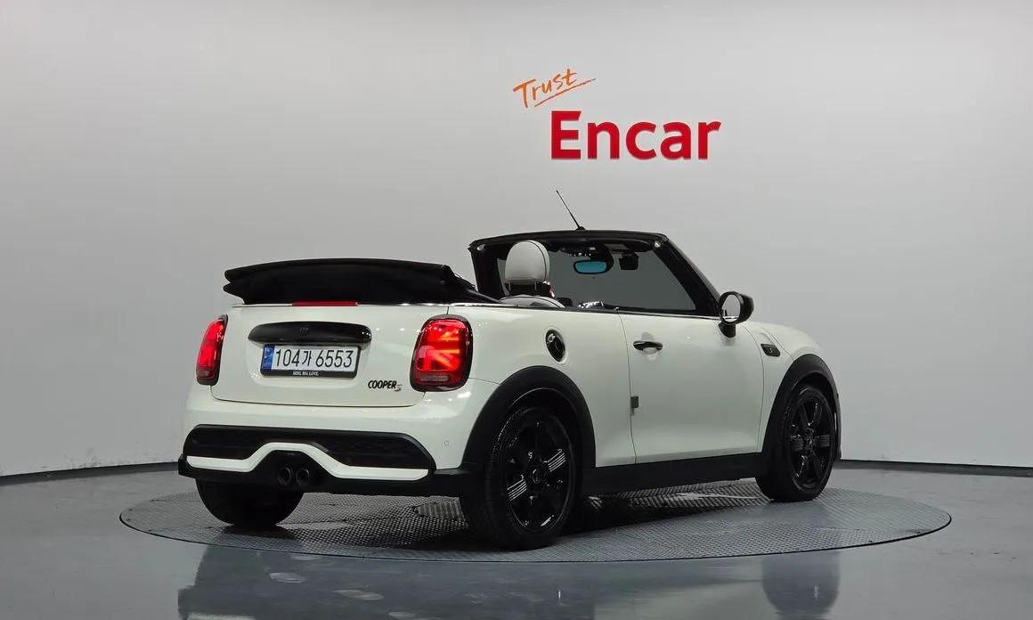 Mini Cooper Convertible — фото 3