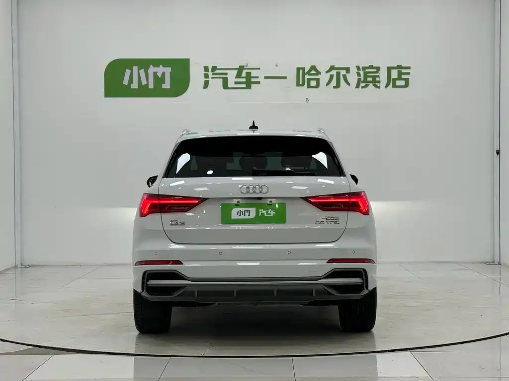 Audi Q3 — фото 10