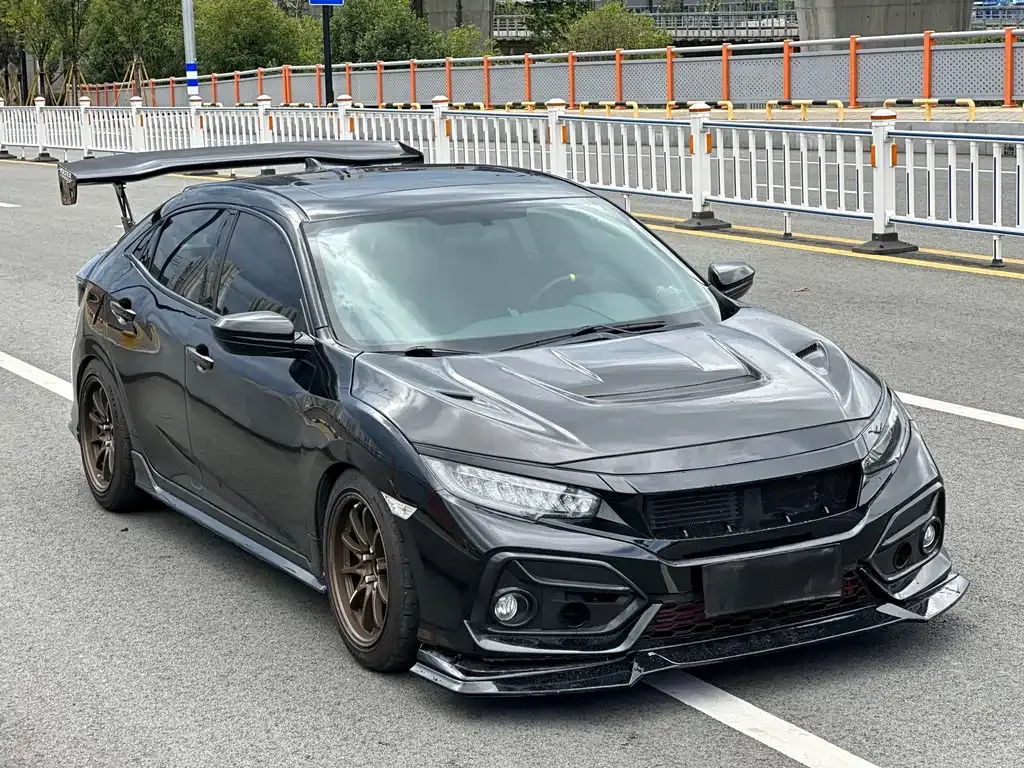 Honda Civic — фото 10