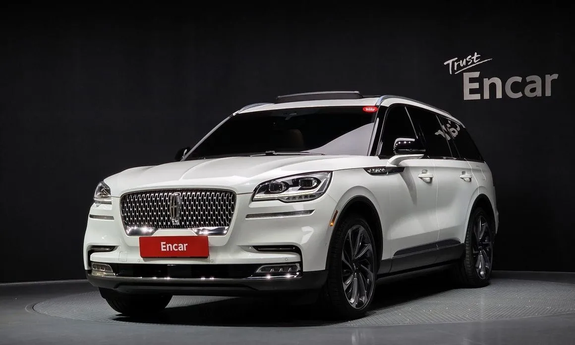 Lincoln Aviator — фото 1