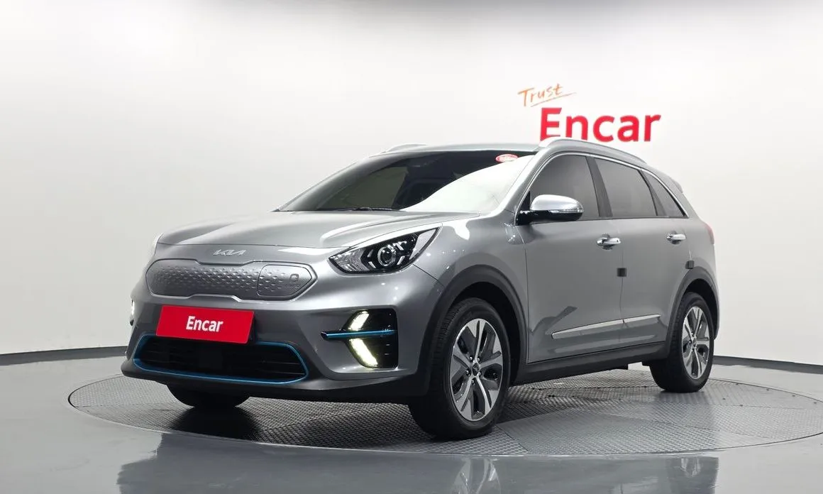 Kia Niro — фото 1