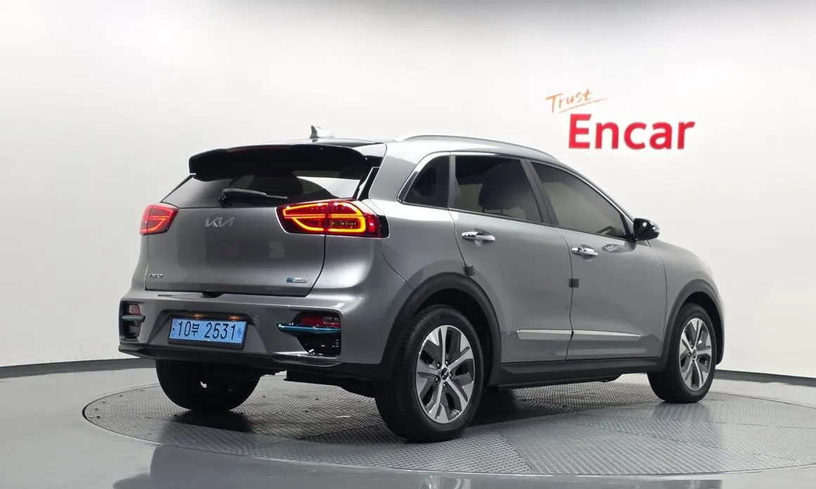Kia Niro — фото 2