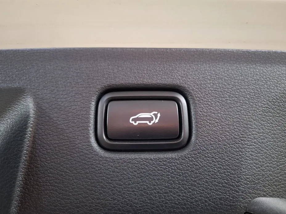Kia Sportage — фото 9