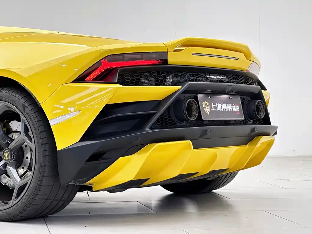 Lamborghini Huracan — фото 9