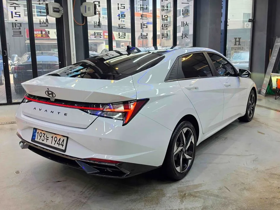 Hyundai AVANTE — фото 4