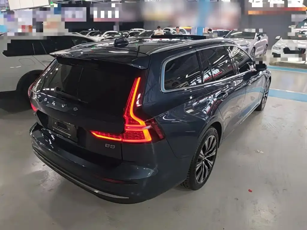 Volvo V60 — фото 4