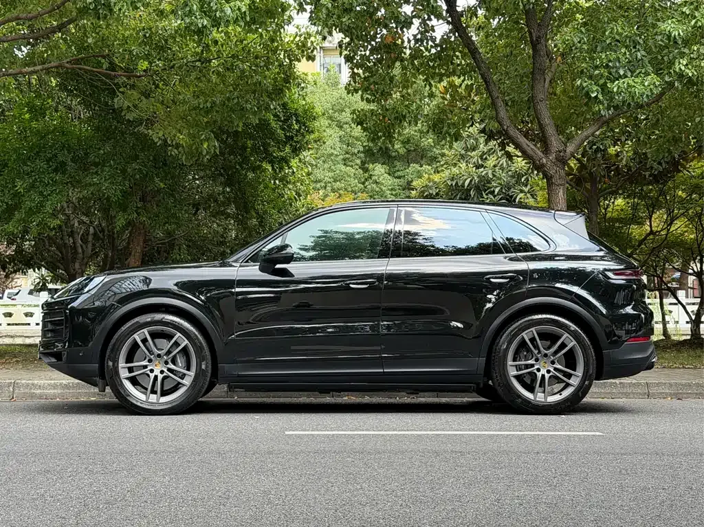 Porsche Cayenne — фото 3