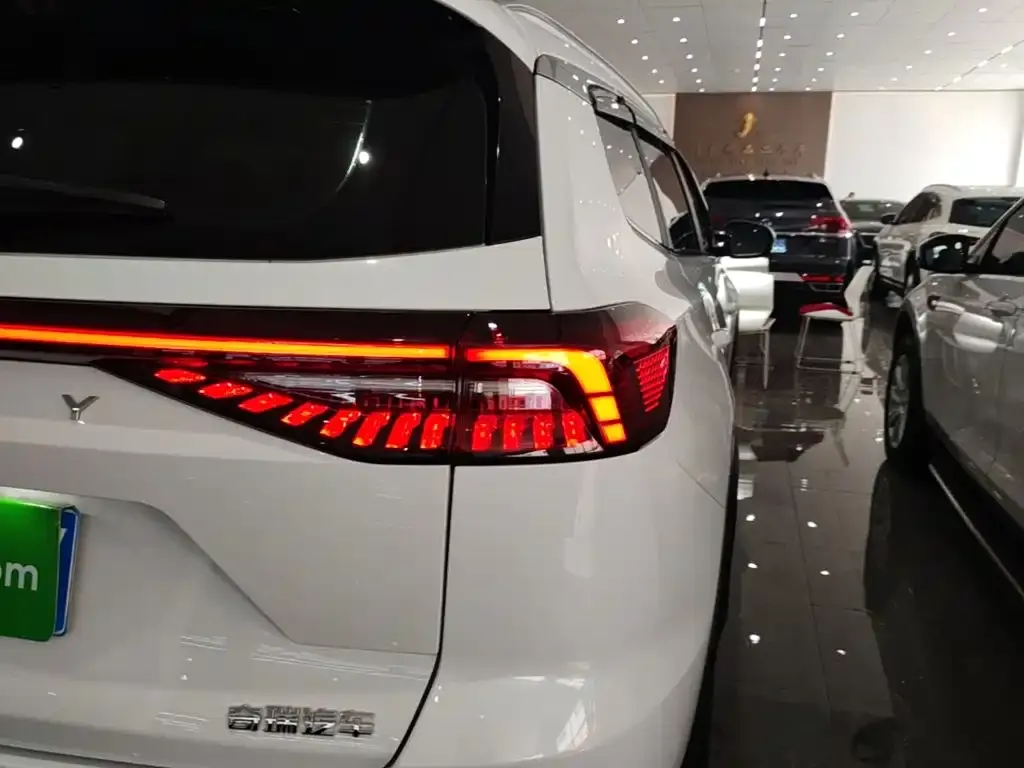 Chery Tiggo 8 PRO — фото 3