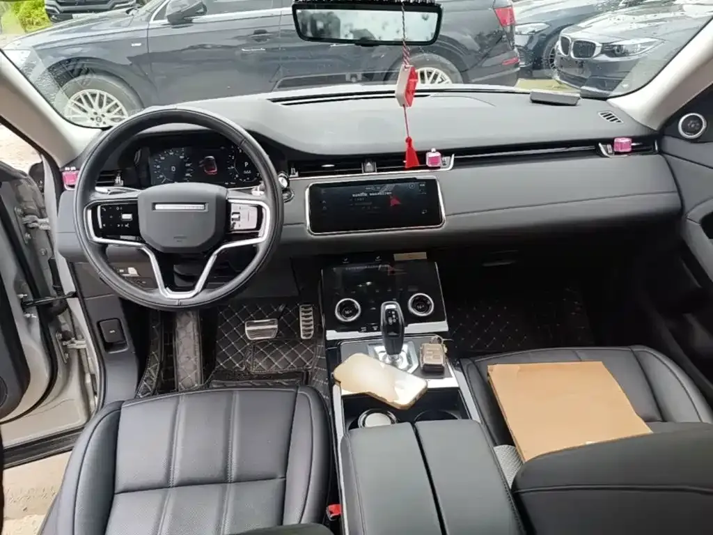 Land Rover Evoque — фото 8