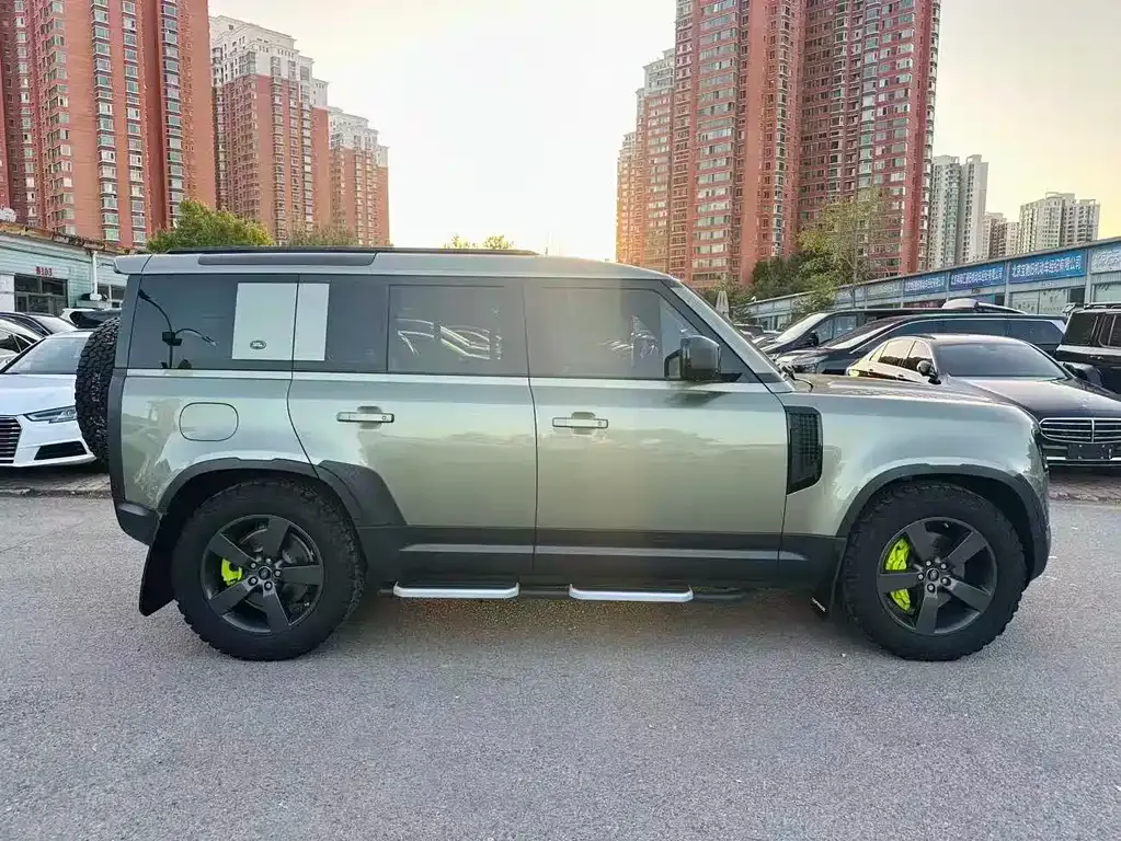 Land Rover Defender — фото 5
