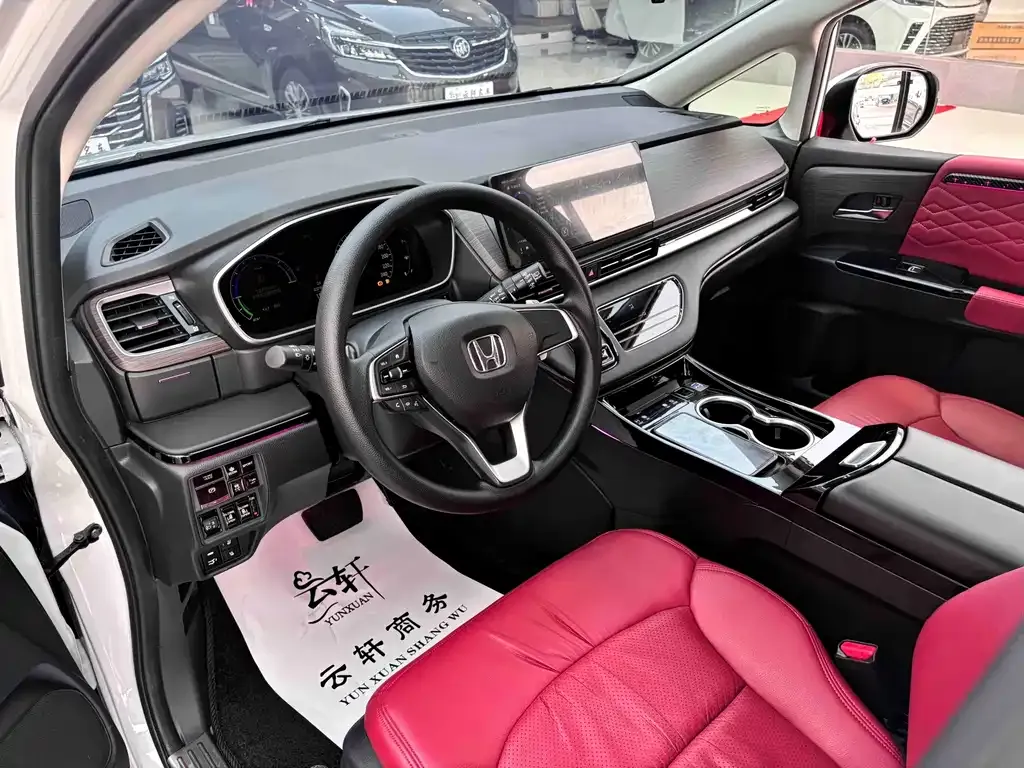 Honda Odyssey — фото 10
