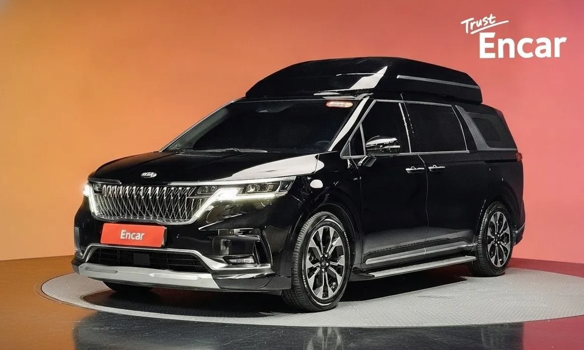 Kia Carnival — фото 1