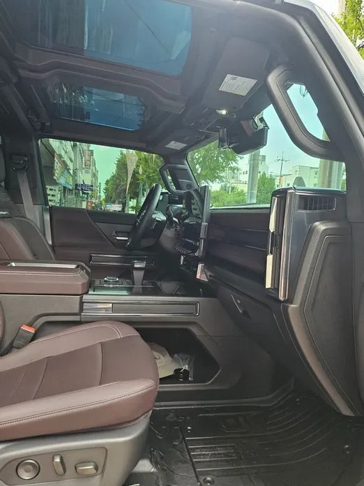 GMC Hummer EV — фото 7