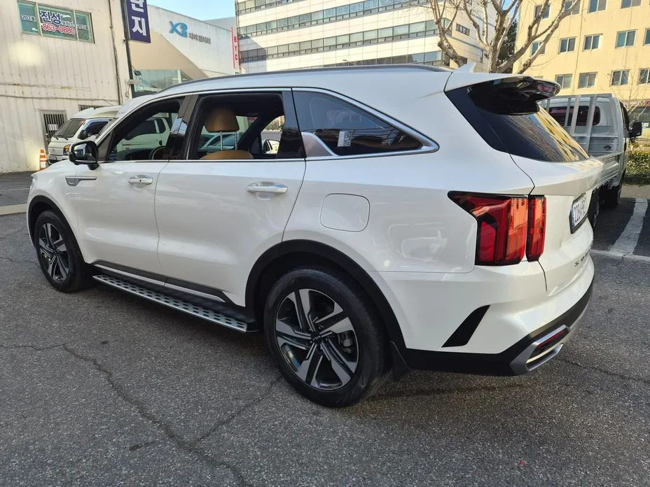 Kia Sorento — фото 9