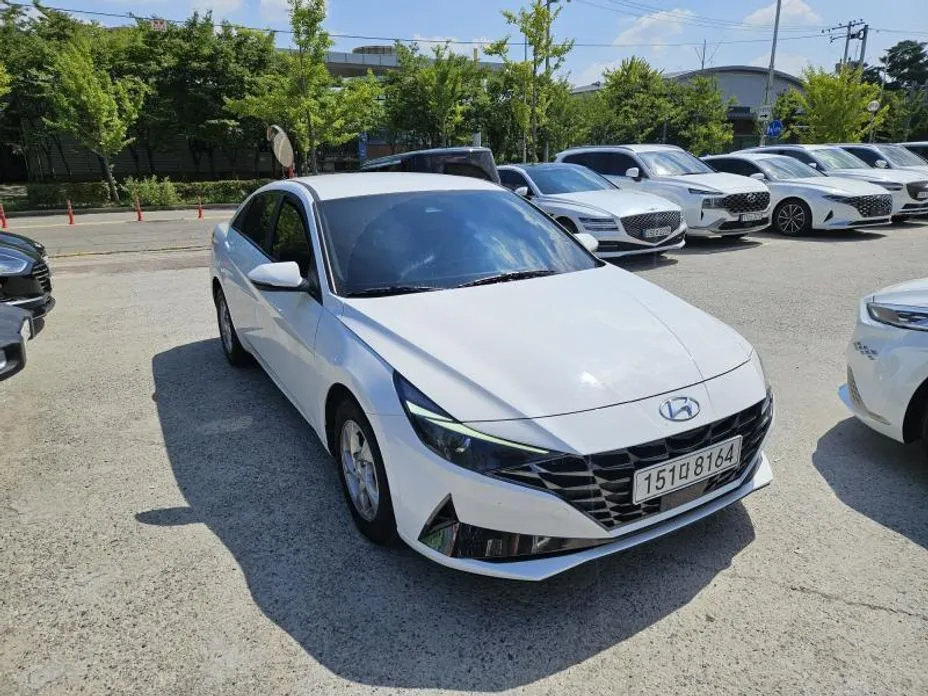 Hyundai AVANTE — фото 4