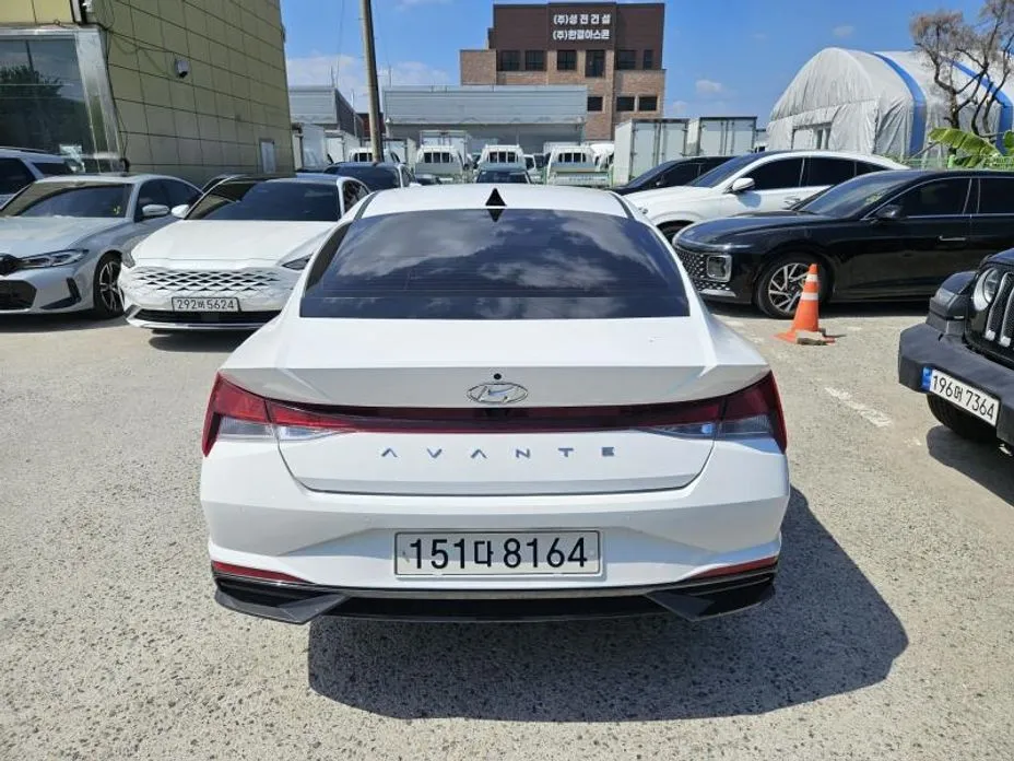 Hyundai AVANTE — фото 5